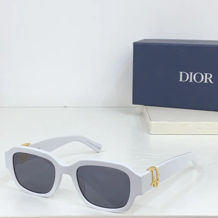 DO-YJ-DiorOblique-$39-001