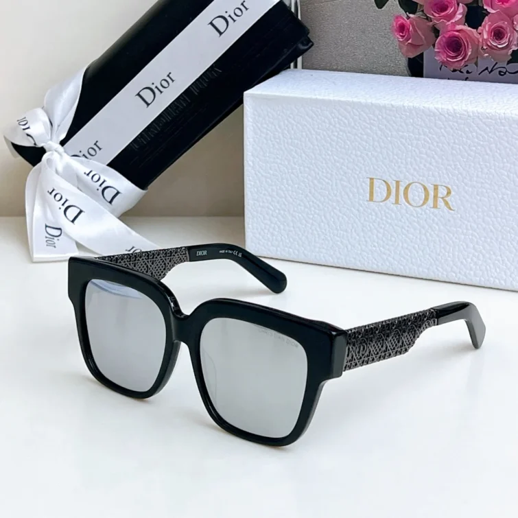 DO-YJ-DioR-$39-001