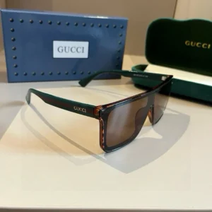 GU-YJ-36777-$39-001