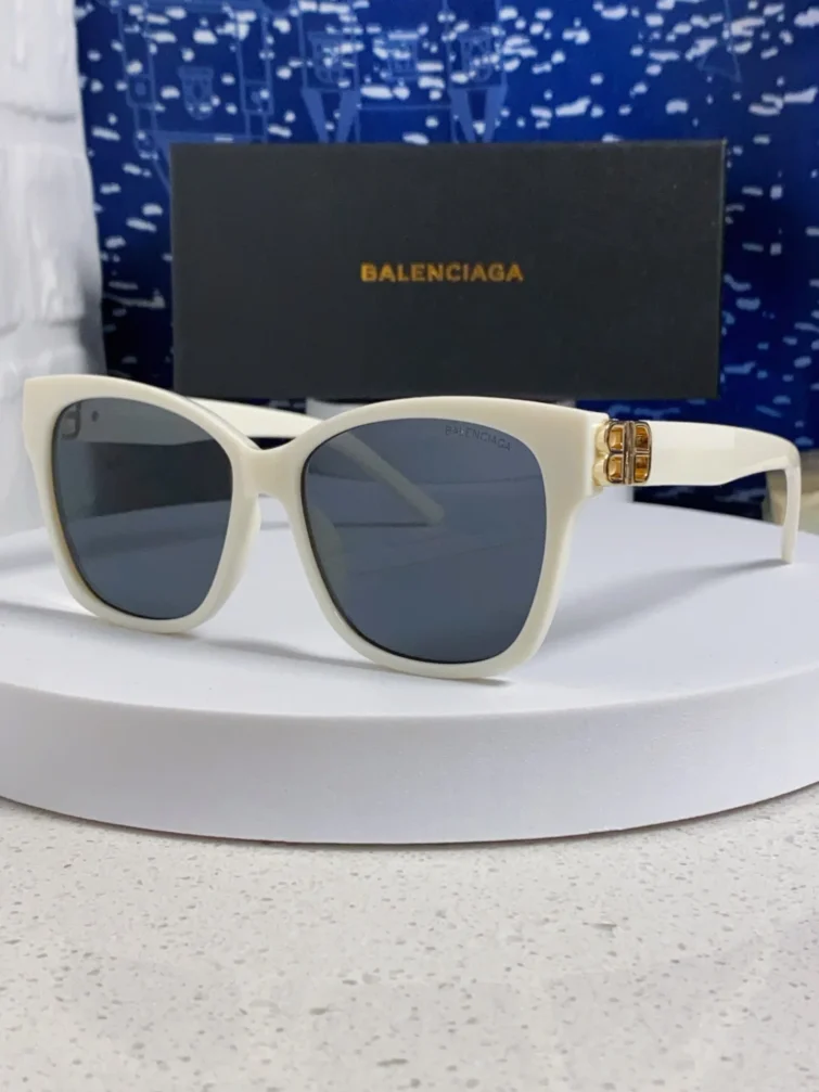 BAL-YJ-43283-$29-001