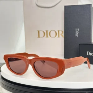 DO-YJ-CDior S4U-$39-004
