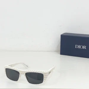 DO-YJ-Dior3D-$59-001