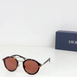 DO-YJ-DiorBlackSuit-$39-001