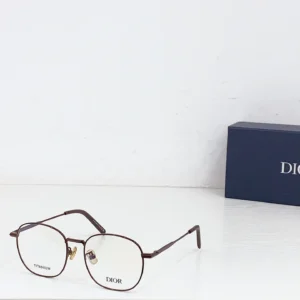 DO-YJ-DiorLackSuit-$49-001