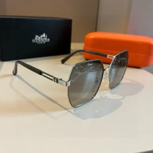 HE-YJ-44947-$29-001