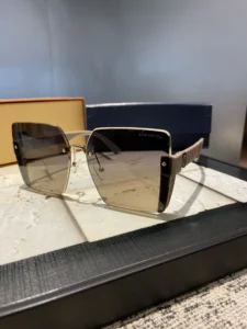 LV-YJ-01524-$29-007