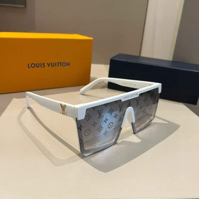 LV-YJ-61937-$39-001