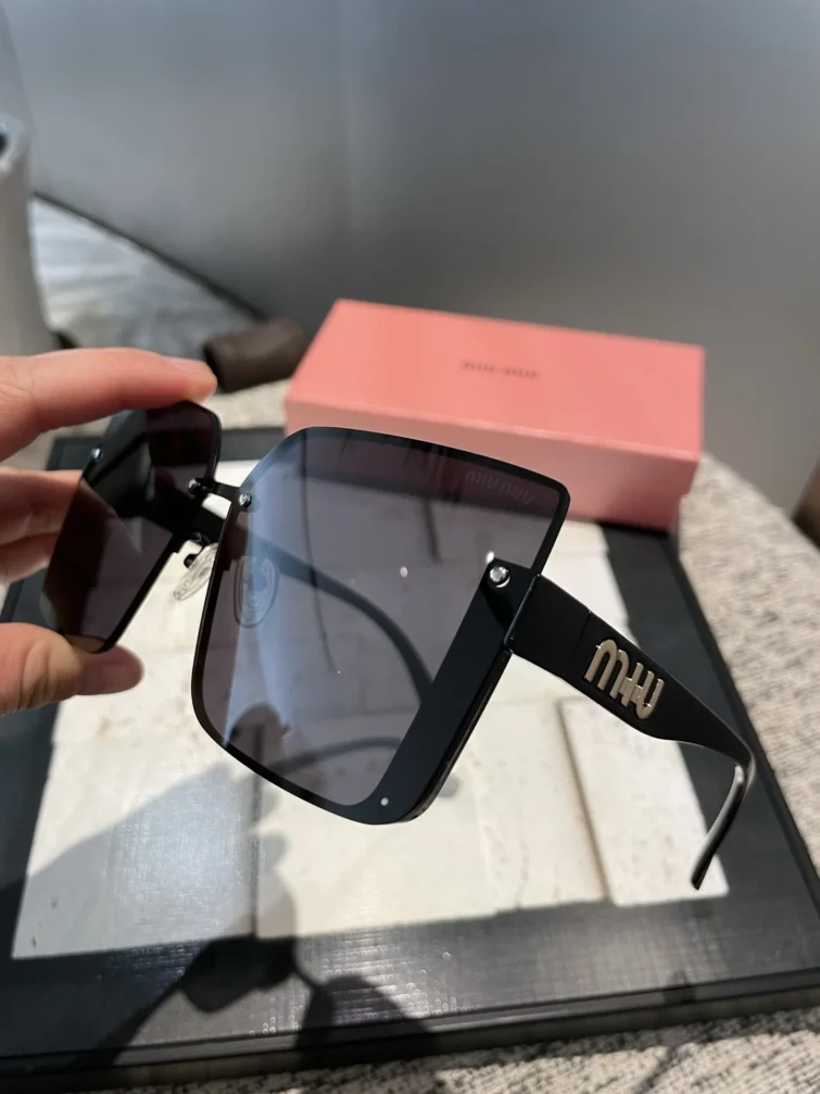 MM-YJ-01535-$29-004